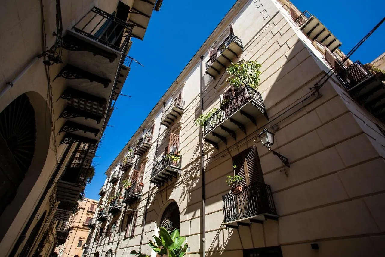 Bed and Breakfast Dimora Sinibaldi Palermo Italia